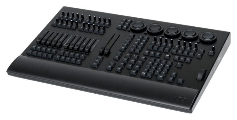 MA CommandWing 3