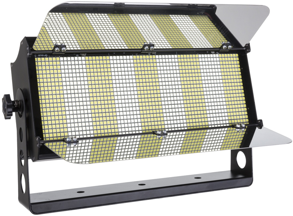 BRITEQ - BT-GIGAFLASH - Extremely powerful LED strobe with 9 separately controllable segments and exceptional light output of +/-100.000 lm.